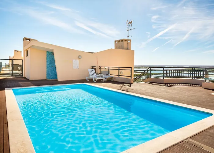 Apartment House - Pool On Rooftop Olhão