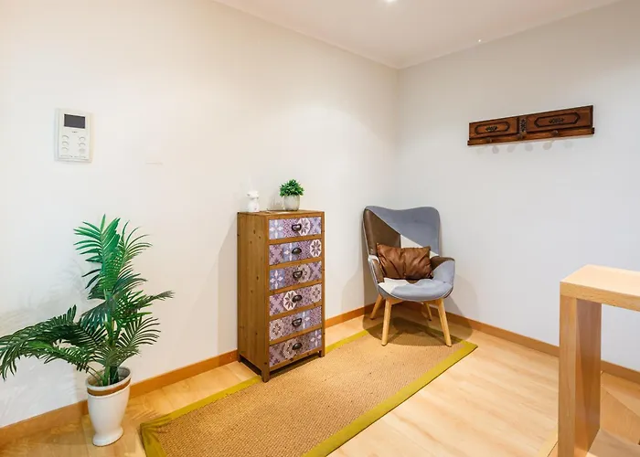 Apartment House - Pool On Rooftop